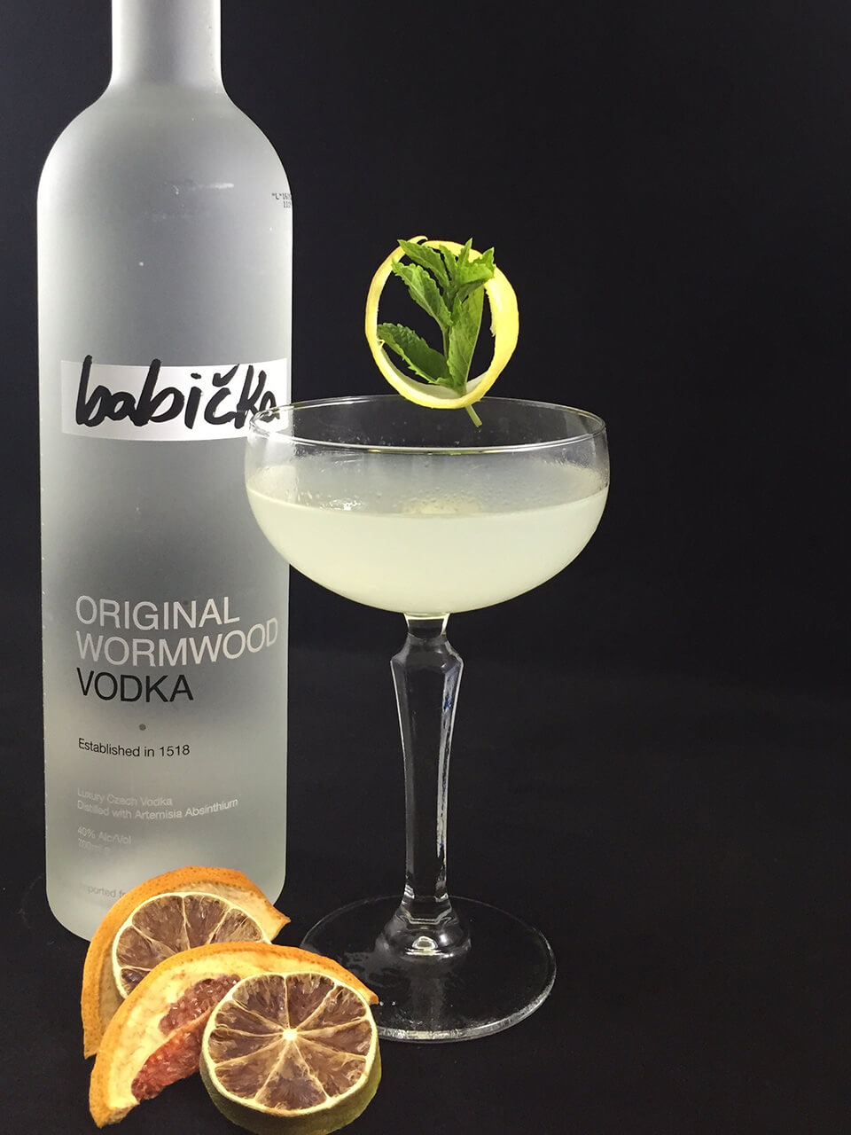 Babicka-Vodka-Cocktails-01-Babicka-Gimlet